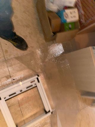 Ventana Mosquitera Blanca