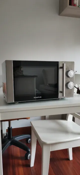 Microondas Taurus MW2070XG