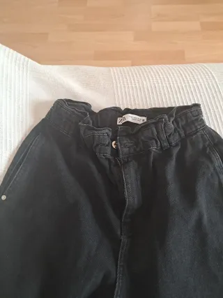 Pantalón vaquero negro mujer
