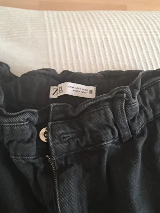 Pantalón vaquero negro mujer