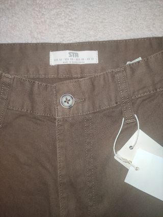 Pantalón cargo recto marrón