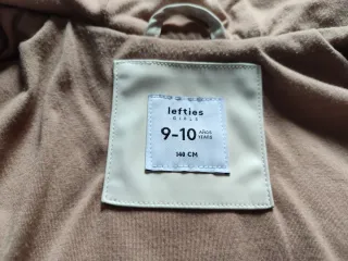 Chubasquero niña beige, talla 9-10