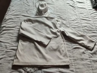 Chubasquero niña beige, talla 9-10