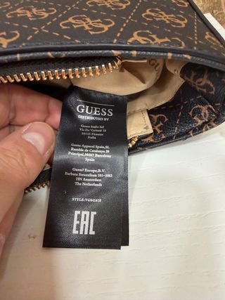 Bolso Guess Marrón y Dorado
