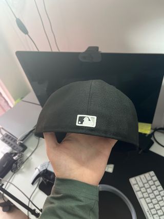 Gorra New Era 59FIFTY sin usar 7 3/8