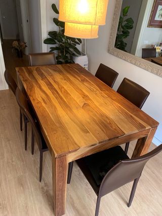 Tavolo da pranzo in legno massello