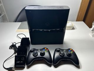 Xbox 360 E 250GB Negra