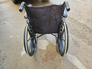 Silla de ruedas plegable