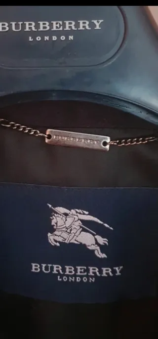 Abrigo Burberry Talla 50 Azul marino Sin Estrenar.