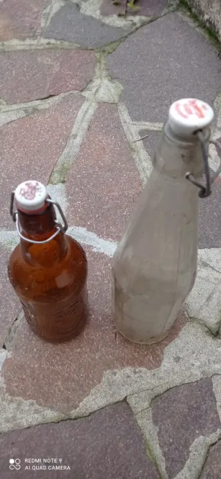 Bottiglie vintage con tappo a scatto