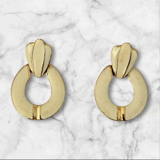 Pendientes vintage beige y dorados