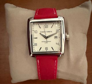 Reloj Roberto Torretta Diseño Cuadrado Correa Roja