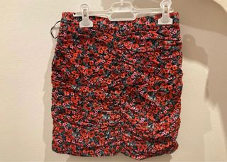 Minifalda ajustada floral