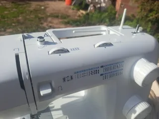 Máquina de coser SilverCrest