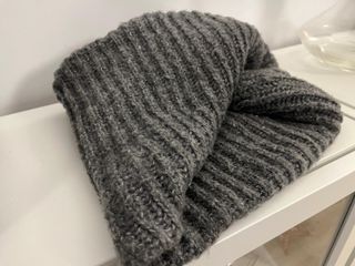 Bufanda braga cuello Bershka gris