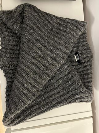 Bufanda braga cuello Bershka gris