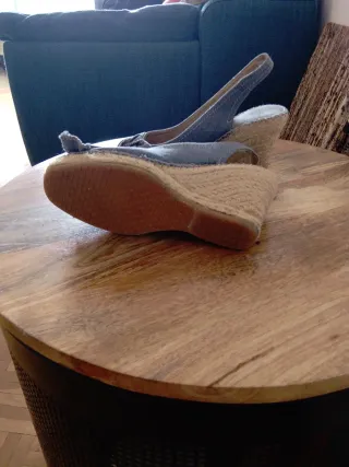 Sandalias vaqueras de cuña