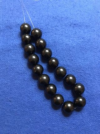 Piedras naturales negras