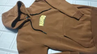 Felpa Alcott ragazzo marrone stampa cartoon