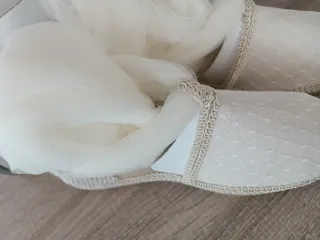 Alpargatas beige atadas talla 35