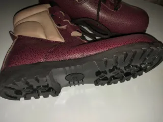 Scarponi antinfort. pelle beige/rossi