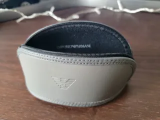Funda gafas Emporio Armani gris