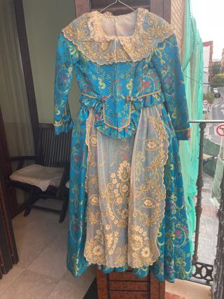 Traje de Fallera azul y dorado