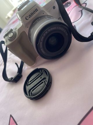 Canon M50 Mark II Blanca + Objetivo 15-45mm