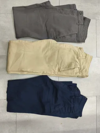 Pantalón corte chino Zara