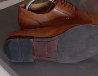 Zapatos de vestir de cuero marrón