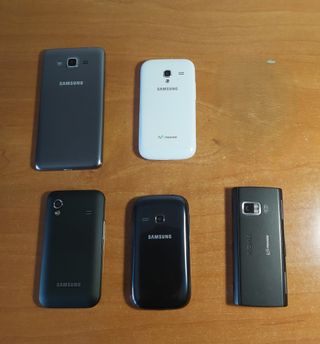 5 Telefoni cellulari - Samsung e Nokia