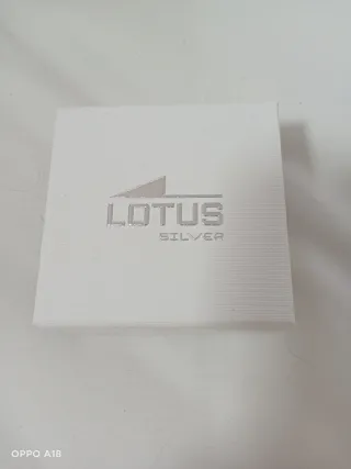 Pendientes de Plata Marca Lotus Sin estrenar.