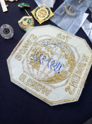 Lote Pins y Parche Bolos Años 90