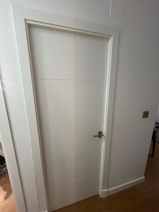 Puertas de paso blancas