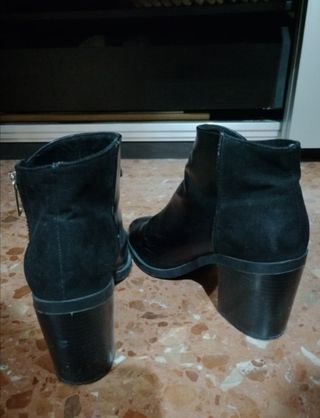 Botines negros tacón T40