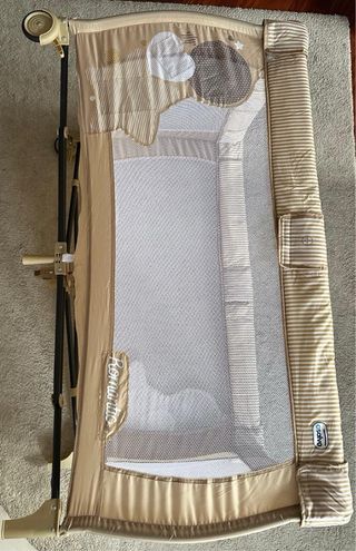 Cuna de viaje / Parque infantil/ Incluye conchon