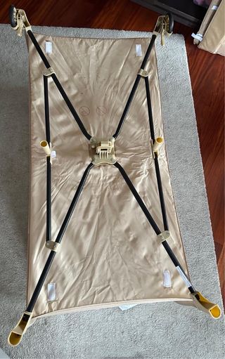 Cuna de viaje / Parque infantil/ Incluye conchon