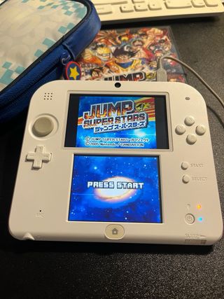 Nintendo 2DS con oltre 20 giochi + accessori