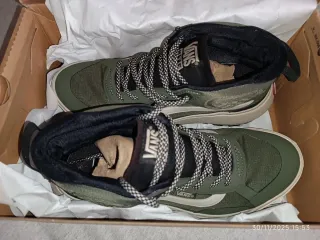 Vans MTE Crosspath Mid Unisex WATERPROOF