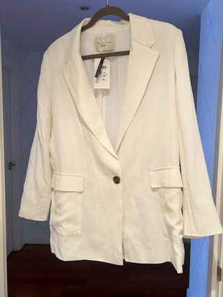 Blazer americana blanca El Corte Inglés