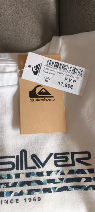 Lote 2 Camisetas Niño Adidas y Quiksilver