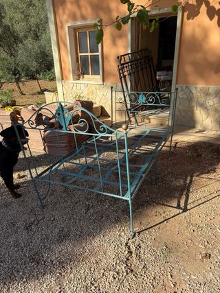 Cama de hierro antigua 1890