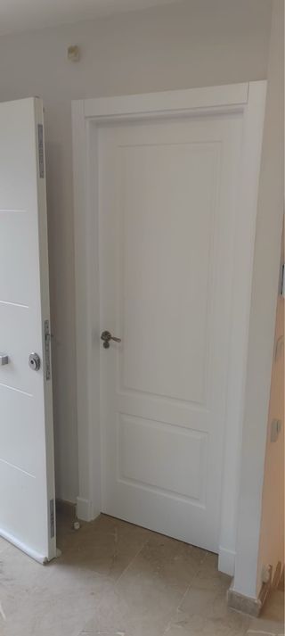 Puertas de paso blancas Somos fabricantes656708532
