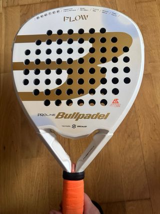 Pala de pádel Bullpadel Flow