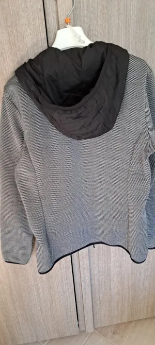 Giacca donna trapuntata con cappuccio
