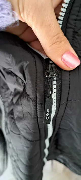 Giacca donna trapuntata con cappuccio