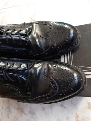 Zapatos Martinelli Negros Brogue