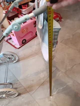 Carro de muñecas Venecia,de 80 cm.