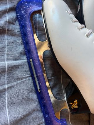 Patines de Hielo Blancos. VENUS RR