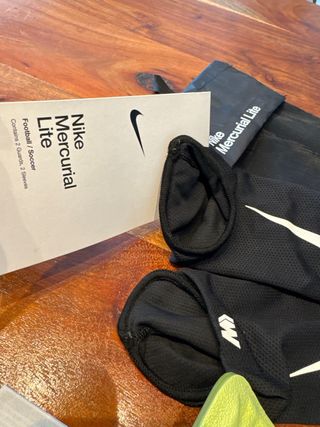 Espinilleras Nike Mercurial Lite Amarillas Talla M